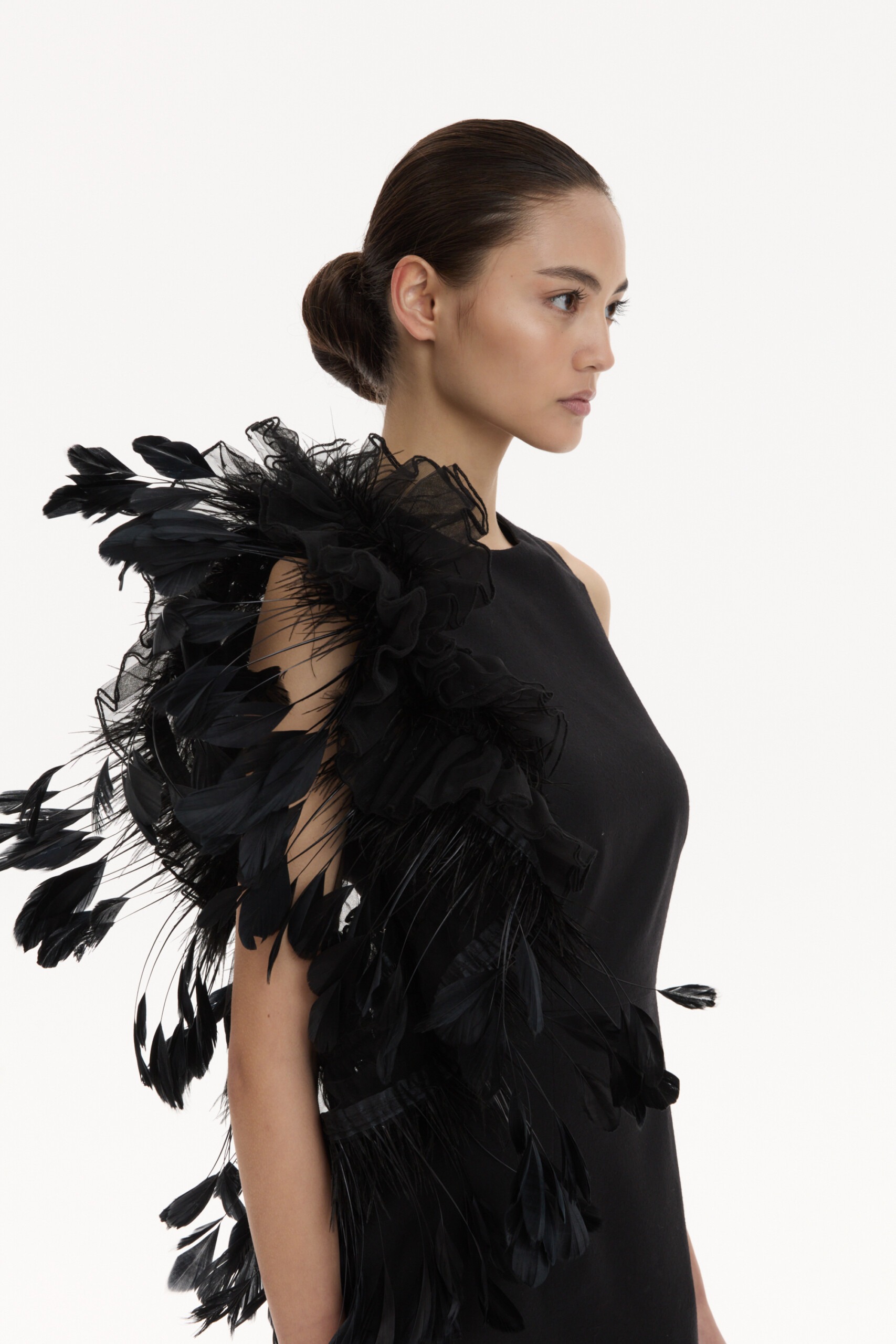 mini black dress with feathers aplique