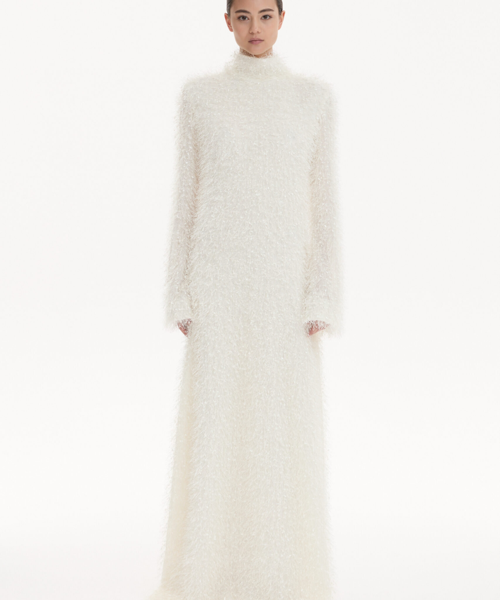 long A shape dress white