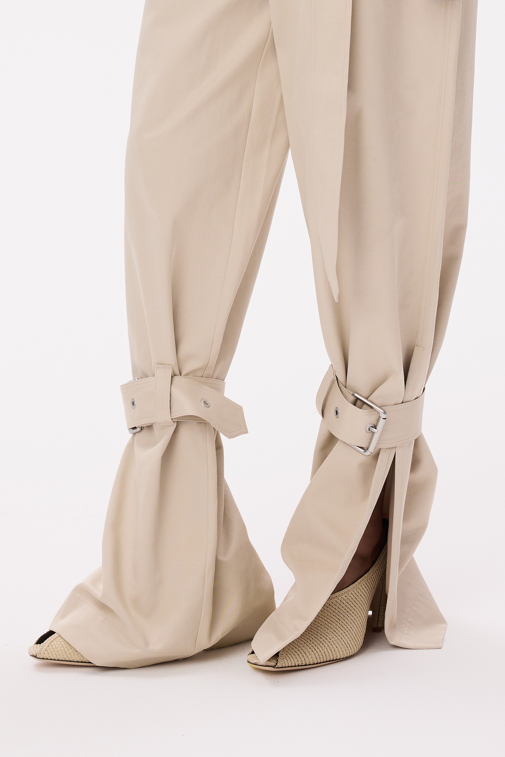 Wide leg trousers
